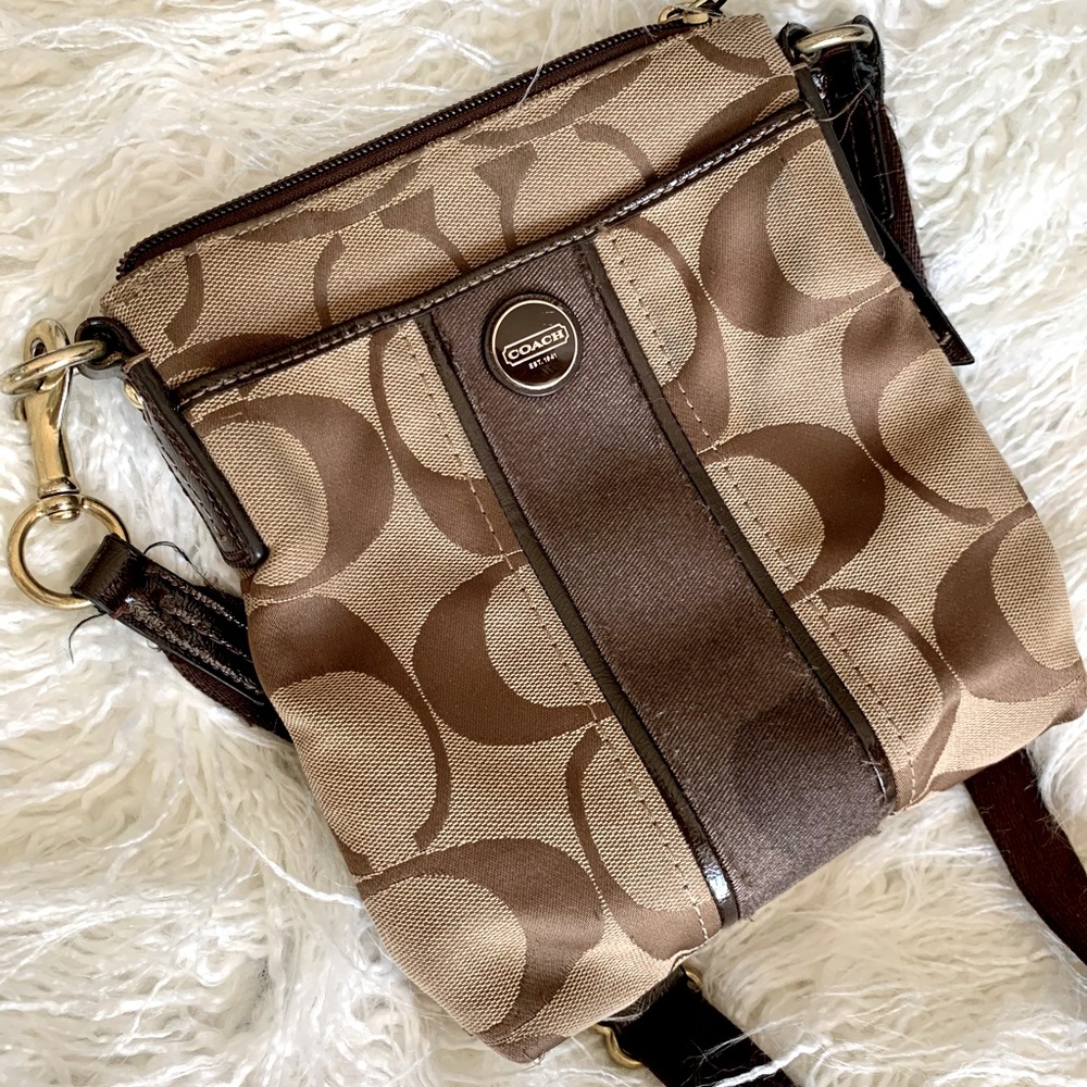 Coach cross body purse